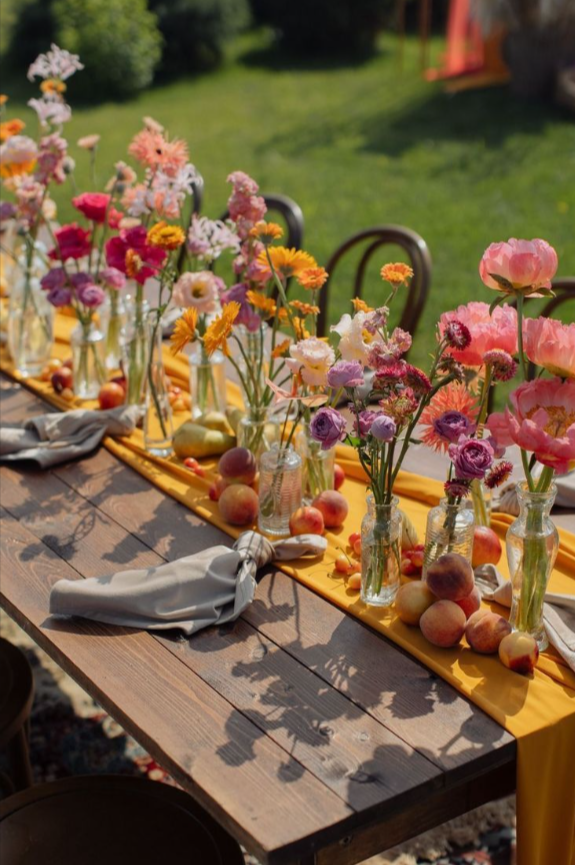 How to choose flowers for event decoration
